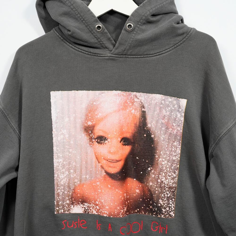 Homme + Femme Made In USA Susie Is A Cool Girl But She’s A Liar Hoodie M - Picture 4 of 9